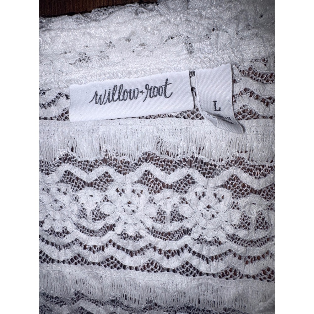 Willow + Root White Lace Ruffle Cardigan Top with Rose Buttons Size Large - Picture 3 of 6